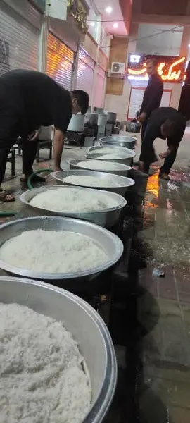 تهیه و توزیع نذری توسط گردان ۱۰9امام حسین(علیه السلام)