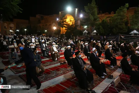 مراسم بزرگداشت آیت‌الله حکیم در مدرسه فیضیه قم
