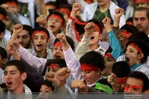 13 آبان نقطه عطف تاریخ بشر در شکستن هیمنه پوشالی استکبار جهانی