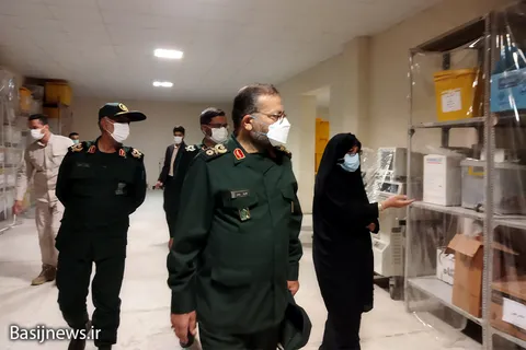 بازدید سردار سلیمانی از مرکز مدیریت بحران بسیج جامعه پزشکی سپاه سلمان
