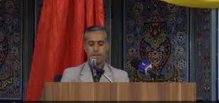 فیلم / قرائت زیبای مسعود محمودی در  محفل انس با قرآن کریم در حسینیه کریم اهل بیت علیه السلام