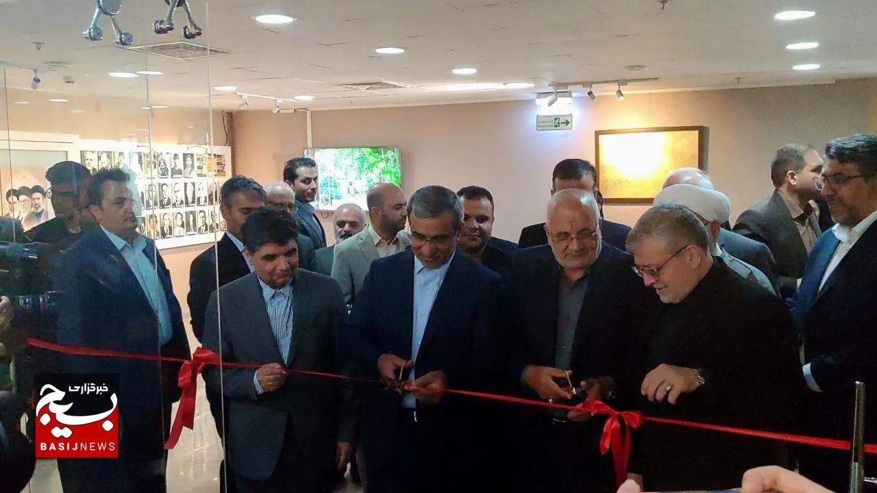 افتتاح مرکز اسناد مشهد و رونمایی از کتاب خدمات شهرداری‌ها
