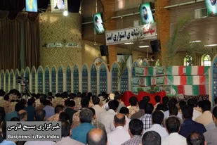 وداع پاسداران سپاه فجر فارس با شهدای گمنام/ گزارش تصویری