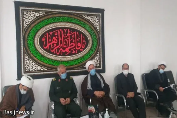 دشمنان امروزه فرهنگ نوجوانان و جوانان را نشانه گرفته‌اند