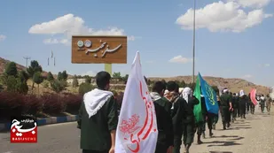 کاروان دو امدادی عاشقان حسینی، زائران خمینی در گلپایگان/فیلم