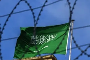 و سکوت ...