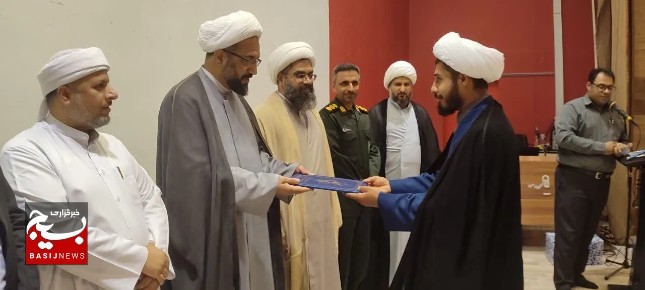 مسئول‌جدیددفترنمایندگی‌ولی‌فقیه‌‌درناحیه‌سپاه‌بندرلنگه‌معرفی‌شد