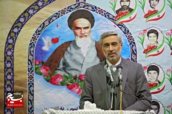 دفاع از ولایت و حریم و حرم جمهوری اسلامی تنها نگرانی شهید سلیمانی بود