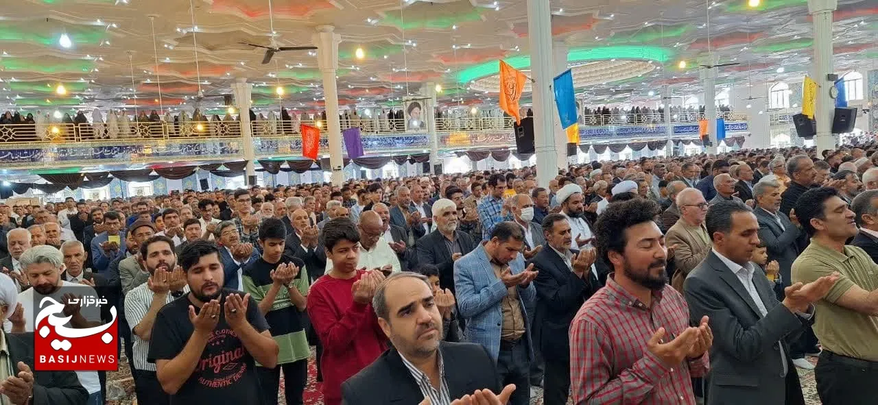 اقامه نماز با شکوه عید سعید فطر در تربت‌جام+فیلم و تصاویر