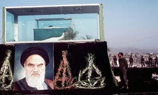 بوسه&zwnj;ای از گونه امام (ره) آخرین یادگاری یک رزمنده