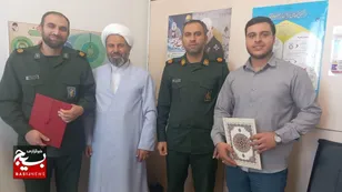 فعالان قرآنی، خط مقدم مقابله با تهاجم فرهنگی دشمن هستند