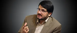 کسانی که می&zwnj;گویند "برجام" سایه جنگ را از سر کشور برداشته است "شوخی" می&zwnj;کنند