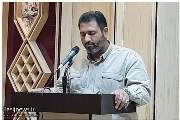 همایش نهضت روشنگری و بصیرت افزایی ویژه مداحان بسیجی در زاهدان و زابل برگزار شد