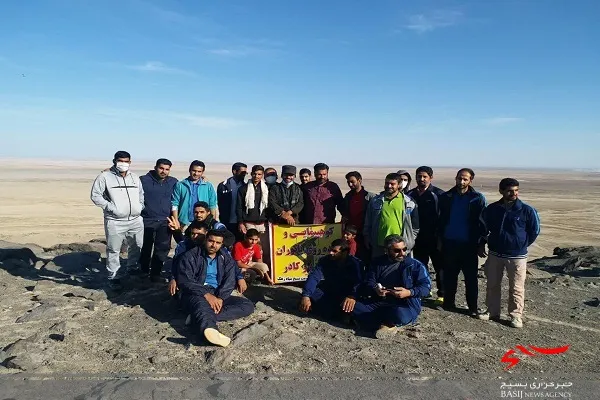 کوهپیمایی پاسداران و بسیجیان در  ارتفاعات کوه خواجه