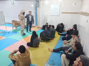 کارگاه آموزشی جنگ نوین ویژه بسیجیان گردان 124امام حسین(علیه السلام)