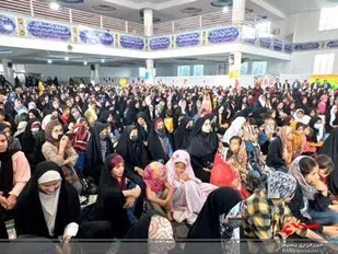 ویژه برنامه دهه ی کرامت با حضور خواهران