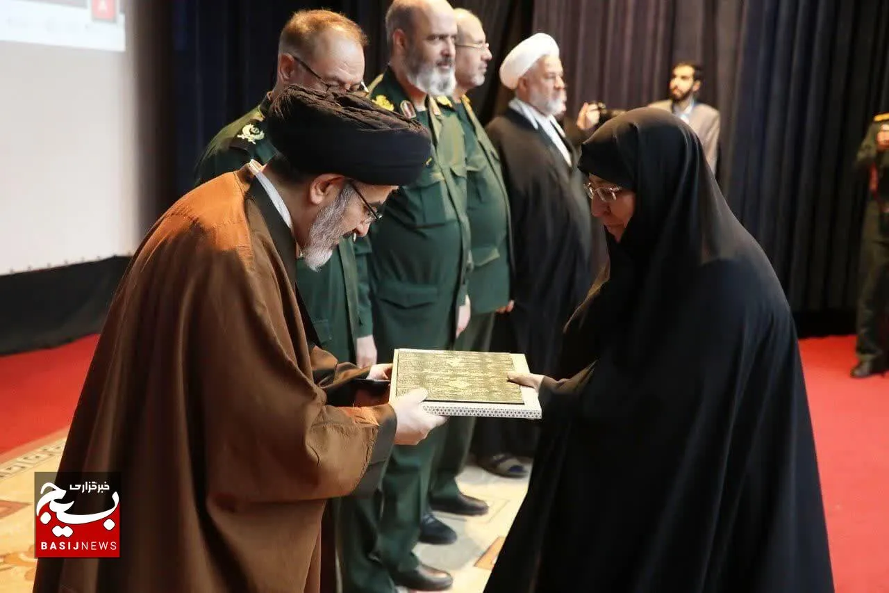 سازمان بسیج جامعه زنان سپاه شهدای آذربایجان غربی موفق‌ترین سازمان در سطح سپاه شهدای استان شناخته شد