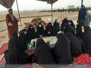 تجدید میثاق بسبجیان با شهید گمنام در پردیسان