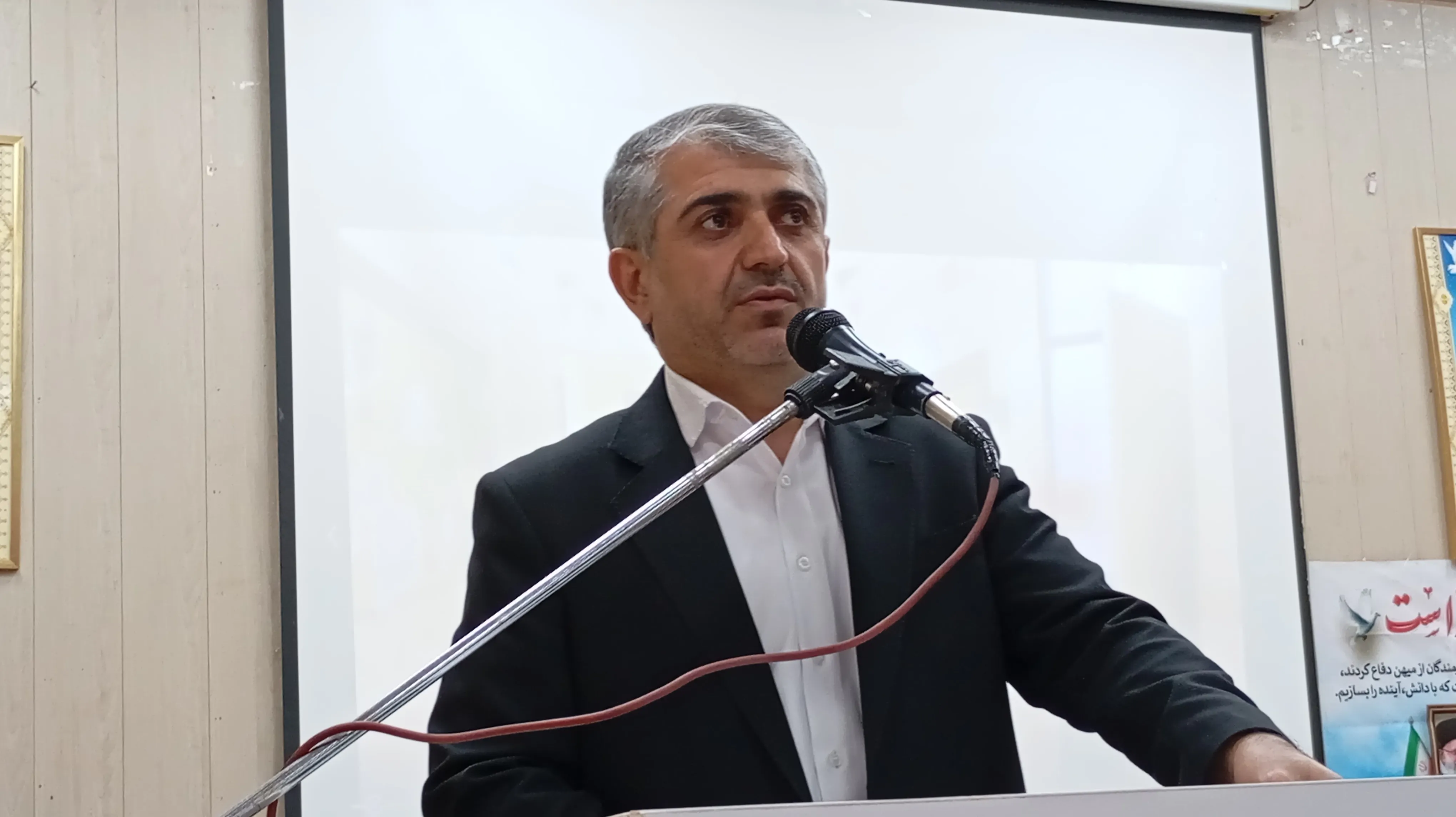 سخنرانی دکتر شهریاری برای فرهنگیان 