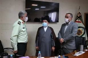 اقتدار نیروی انتظامی تضمین کننده امنیت جامعه است و دستگاه قضایی با پشتوانه قانون حامی این اقتدار است
