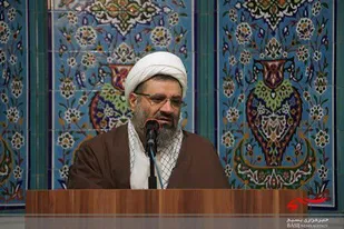 دشمن از هیجان و غفلت جوانان ما در فضای مجازی سو استفاده کرد