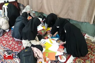 مسابقه روزنامه دیواری رويش امید ۲ به همت حوزه کوثر در سرخه برگزار شد