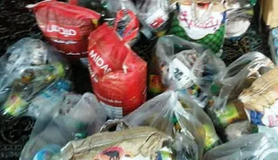 تهیه و توزیع 41 سبد غذایی و بسته&zwnj;های بهداشتی بین خانواده&zwnj;های نیازمند در صالح&zwnj;آباد