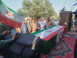 تشییع باشکوه پیکر شهید ابوالفضل حسینی در بخش قارون شهرستان دزپارت