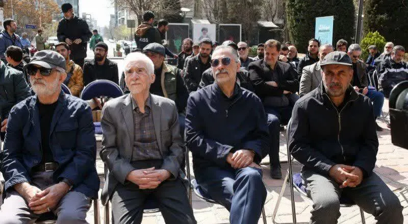 تجمع هنرمندان در وداع با رهبر فرزانه انقلاب اسلامی(اعلی‌الله‌مقامه)