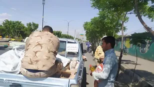 320 بسته معیشتی بین نیازمندان سمنانی توزیع شد