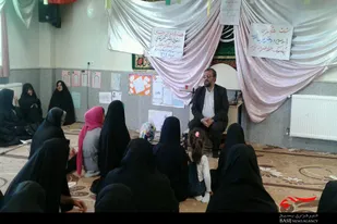 لازمه مقابله با فتنه امروز دشمن بصیرت&zwnj;افزایی است