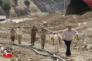 همت بلند جهادگران در عملیات آب&zwnj;رسانی روستای کوشک بالا در آسارا+تصاویر