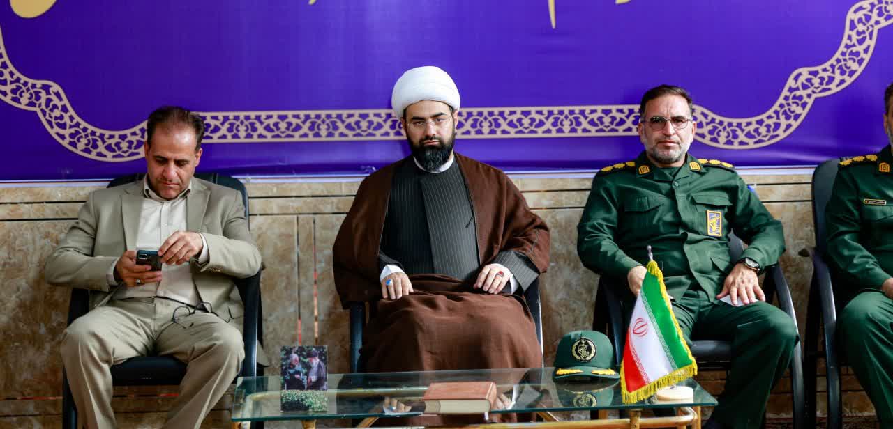 دفاع مقدس «مدل مدیریتی» برای عبور از جنگ اقتصادی است/ مسئولیت، امانتداریِ خون شهداست دفاع مقدس «مدل مدیریتی» برای عبور از جنگ اقتصادی است/ مسئولیت، امانتداریِ خون شهداست