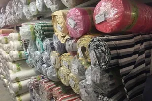 شناسائی انبار بزرگ پارچه و البسه قاچاق به ارزش 80 میلیارد ریال  در اسلامشهر