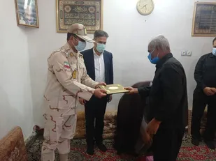 تجلیل از خانواده شهدای بخش اروندکنار