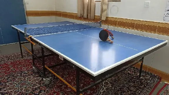 : اهدای وسایل ورزشی به پایگاه بسیج شهید اشرفی خوانسار