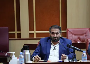 وزارت علوم از برخی تحولات در دانشگاه آزاد اسلامی الگو بگیرد / رفت و آمد جریان فتنه به وزارت علوم در دولت انقلابی پذیرفتنی نیست