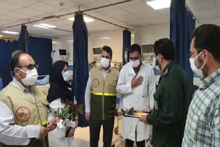 از پزشکان و کادر درمان گروه جهادی سفیران سلامت جهرم تقدیر شد