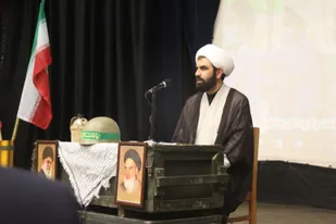 قریب به ۶۰ کشور علیه این انقلاب در جنگ وارد شدند