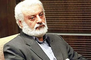 مسئولان می خواهند که هنرمندان با این پوشش های نامناسب ظاهر شوند