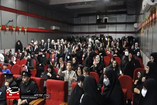 حضور کاروان رضوی در اجتماع فعالین فرهنگی نهاوند