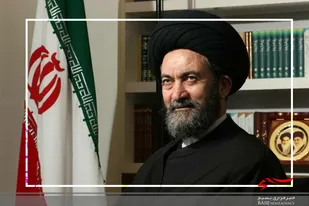 مدعیان مخالفت با تروریسم سردار سلیمانی را قهرمان خود بدانند