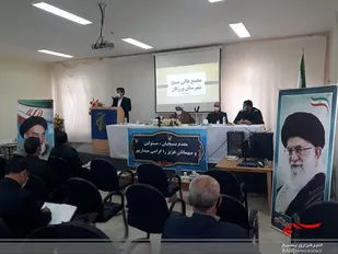 برای حل مشکلات باید از ظرفیت جوانان کارآمد استفاده کرد