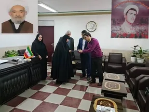 خانواده طلبه شهید والامقام محمدرضا حسن زاده یک قطعه زمین به آموزش و پرورش  زرند اهدا کردند