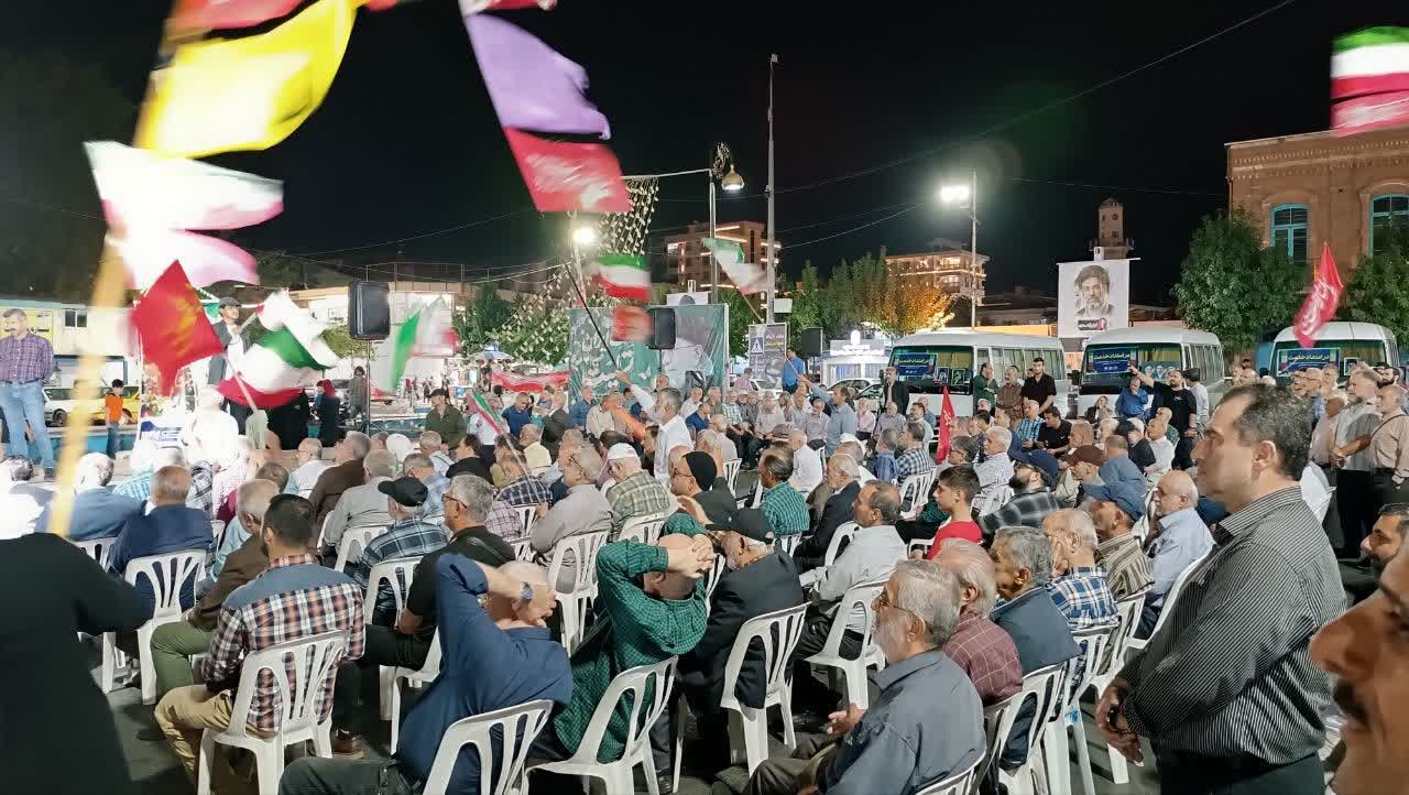 ایمان و وحدت دو عامل اصلی پیروزی در برابر دشمنان است ایمان و وحدت دو عامل اصلی پیروزی در برابر دشمنان است