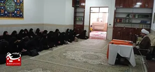 امام جمعه معزز شهرستان زابل گفت : نقش طلاب و روحانیت در جنگ تحمیلی بسیار مؤثر بود