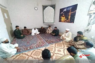 پاسداران و بسیجیان بواسطه وجود عقیدتی سیاسی باید خودسازی لازم را انجام دهند