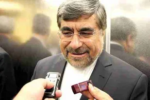 مجلس از وزیر ارشاد سوال کند