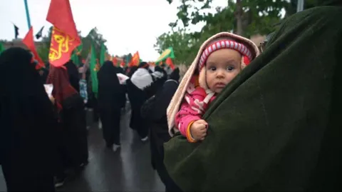 این معرکه آغاز رجزخوانی هاست؛ آغاز حماسه‌ی سلیمانی‌هاست