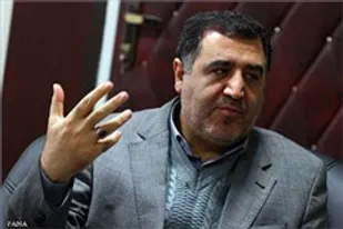صدای هل من ناصر فرهنگ از همه جا به گوش می رسد